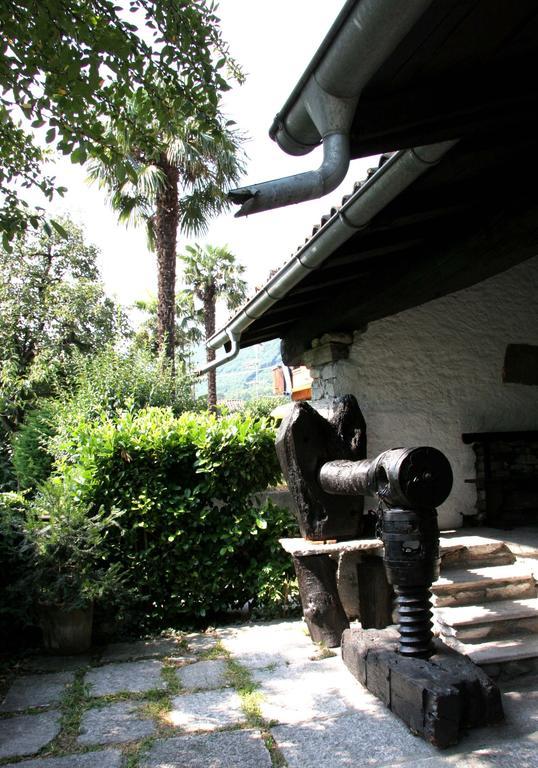 Motto Del Gallo Hotel Taverne Екстериор снимка