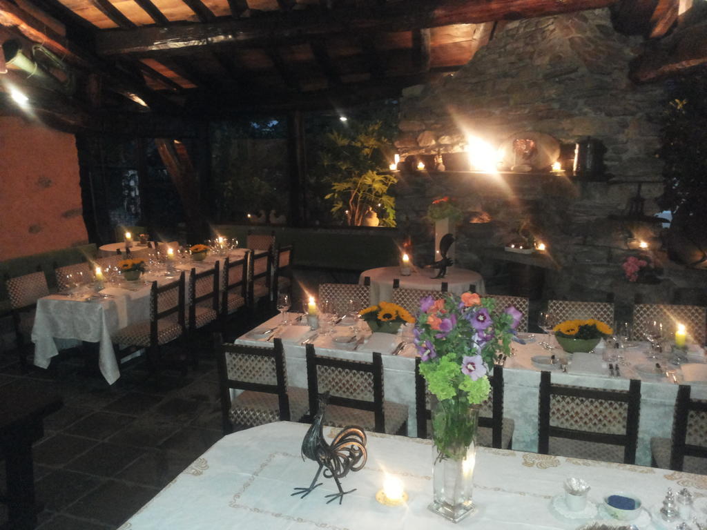 Motto Del Gallo Hotel Taverne Екстериор снимка